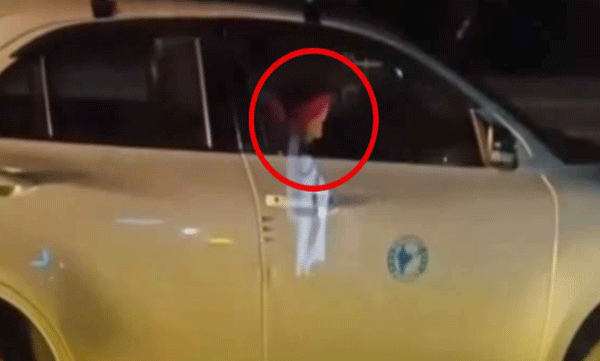 viral-video-driver-fell-asleep-and-car-speed-down-highway-at-100