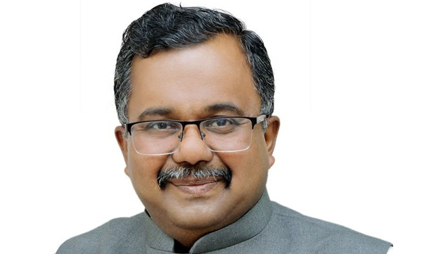 KSCSTE Science Literature Award to Dr. Biju Dharmapalan