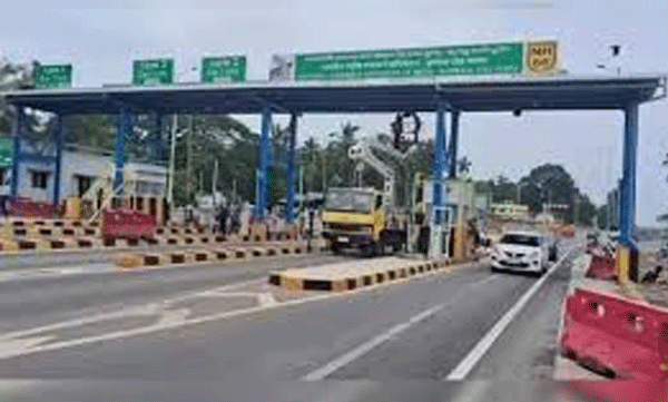 arikkady-toll-collection-halted-minister-confirms