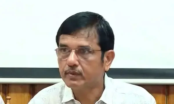 The surgery was performed by Dr. Shahida from Dr. Lalithambika's unit; Superintendent says a four-member committee will investigate