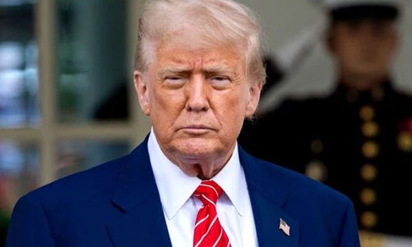 Trump says Iran's Kharg Island was attacked; explains that military centers were the targets