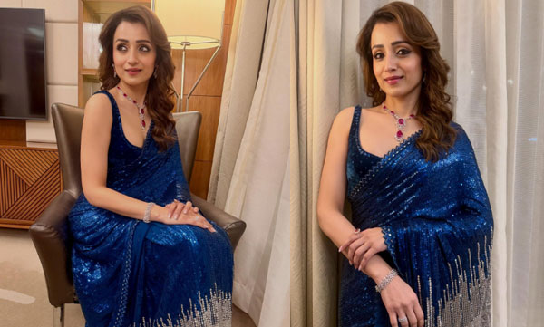 trisha-krishnans-shimmery-blue-saree-look-leaves-fans-screaming-beauty-in-blue