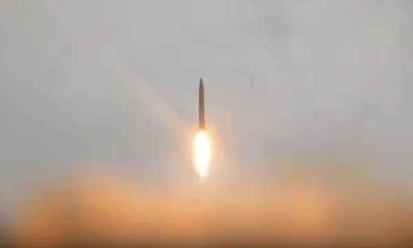 /missile-debris-hit-residential-area-in-riyadh-injuring-four-asian-residents