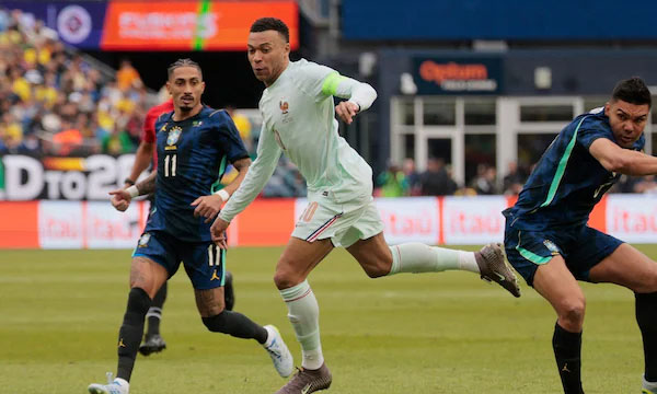 France crush Brazil despite being reduced to ten men; a major setback for Ancelotti and his team