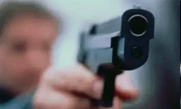 man-open-fires-at-3-in-thane-1-dead-2-injured