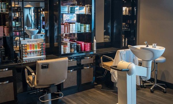 wife-terminated-husband-thrashes-salon-owner-in-bengaluru-cctv-footage-went-viral