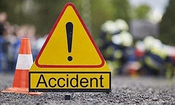 policemen-injured-as-bus-collided-with-container-lorry-