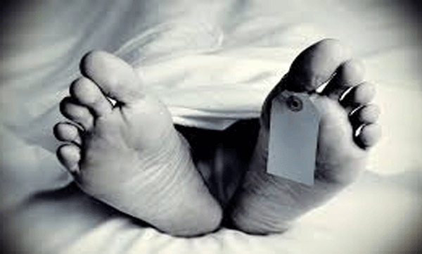 mother-accuses-friends-after-amity-university-students-death-in-noida