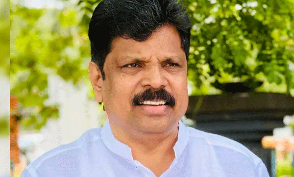 pravasi-congress-reward-predict-kp-anil-kumar-majority