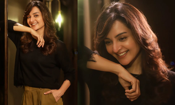 Manju Warrier stylish look taken by fans