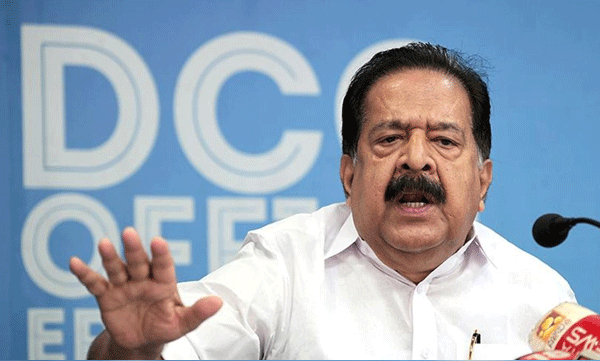 amesh-chennithala-to-delhi-as-congress-continues-to-debate-cm-post-hints-he-will-meet-rahul-gandhi-and-kharge