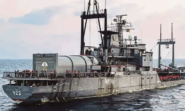 over-200-iranian-sailors-depart-sri-lanka-following-us-torpedo-attack