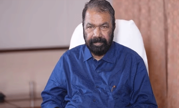 v-sivankutty-mocks-congress-cm-seat-issue