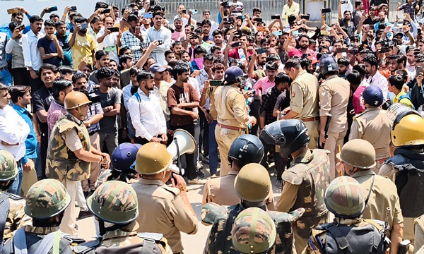 UP Workers' Strike: UP Police block CPIM delegation including MA Baby