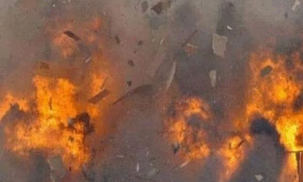 gas-pipe-leakage-gas-cylinder-catches-fire-house-burns-down