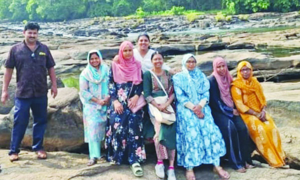 Valparai Accident: Ambulance Heads to Malappuram; Public Homage at Ambalaparamba Higher Secondary School