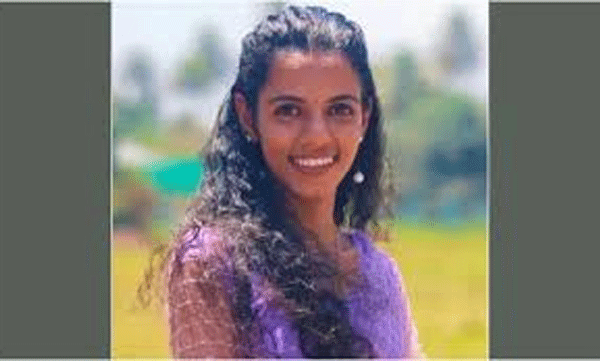 tragedy-while-trying-to-save-another-person-young-woman-dies-after-auto-hits-electric-post-in-punnapra