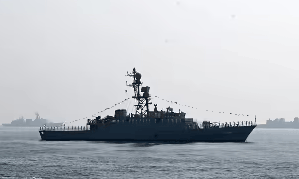 indian-ships-warned-not-to-proceed-can-only-proceed-in-hormuz-if-they-receive-direct-instructions-from-the-navy-