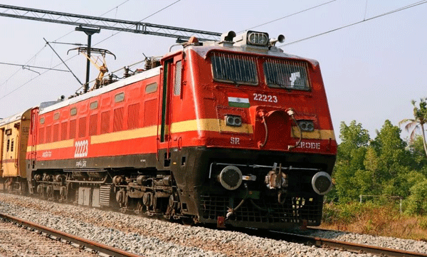 passenger-without-ticket-attack-and-manhandle-women-tte-held-from-ernad-express-