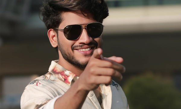 akhil-marar-says-women-used-to-enjoy-labour-gets-schooled-by-social-media