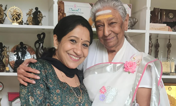 sujatha-mohan-wishes-on-s-janaki-88th-birthday