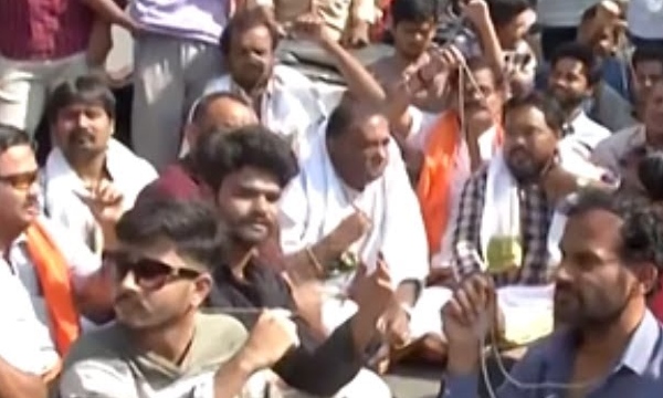 Authorities forced to remove holy thread