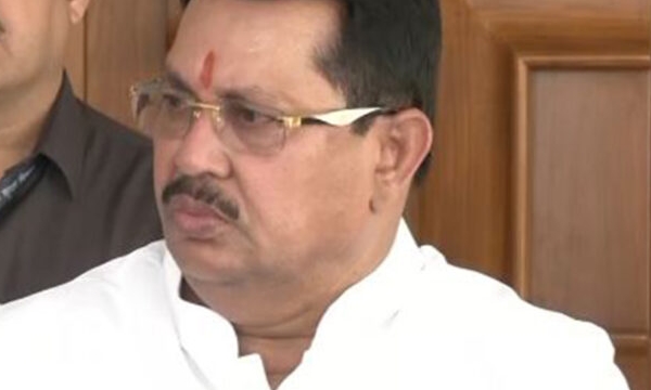 Wadethiwar compares US situation with India