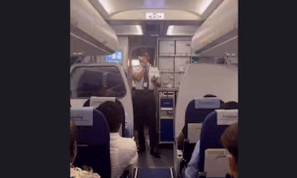 expatriates-fly-home-to-vote-indigo-pilot-with-a-heartfelt-message-video-goes-viral