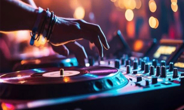 police-suggested-dj-parties-must-be-ended-at-11-pm-at-kochi-central-sub-division-area