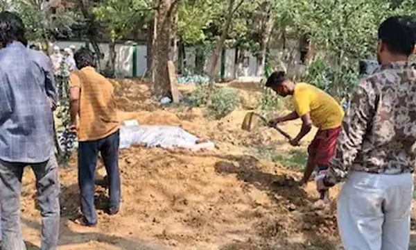 Teen, Lover Kill Her Mother. They Wanted Her Dead Father's Rs 45 Lakh