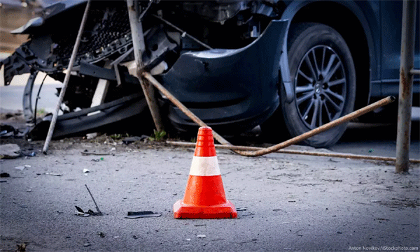 seven-injured-in-road-accident-at-kuttiyadi-pass-lorry-loses-control-and-hits-vehicles