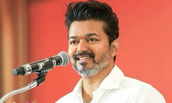 Invite Vijay to form the government; Left parties approach Governor Arlekar; CPI to offer support