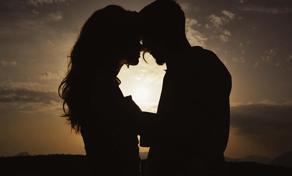 5-red-flags-in-perfect-relationships-that-often-go-unnoticed-but-can-quietly-harm-your-emotional-well-being