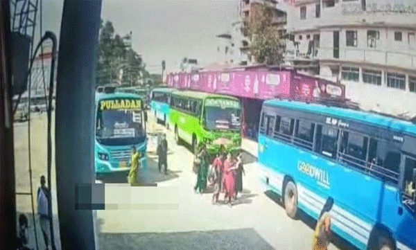 kottayam-thirunakkara-bus-stand-accident