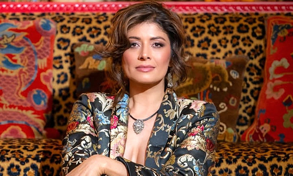 pooja-batra-says-she-lost-many-movies-and-roles-because-of-her-height