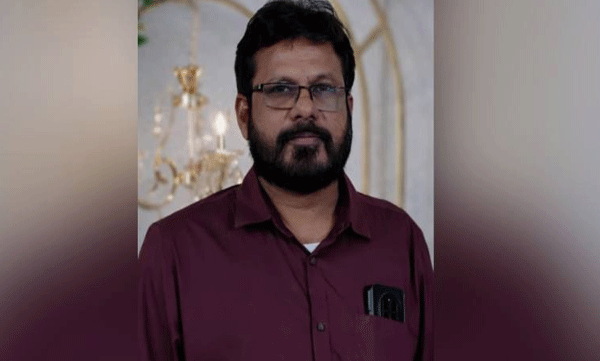 tragic-wasp-attack-claims-teachers-life-in-kasaragod.
