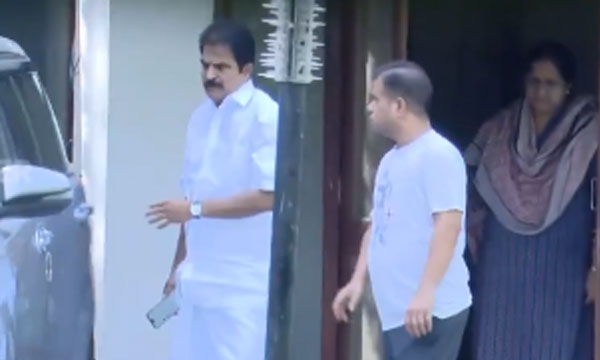 High Command called to inform about its stand; KC Venugopal visited Rahul Gandhi's house