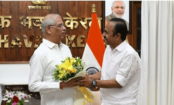 kc-faction-dominates-as-chandy-oommen-and-balram-out-siddique-janeesh-and-roji-make-surprise-entry-into-cabinet