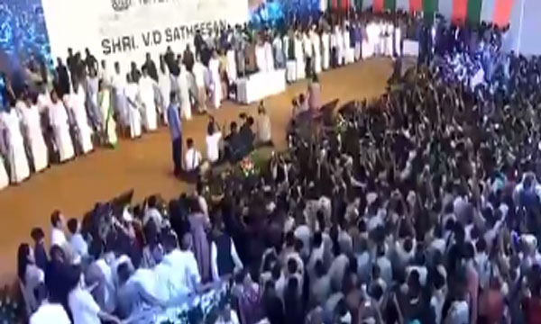 Controversy reaches Kerala after Tamil Nadu; CPIM asks if Congress has abandoned secularism