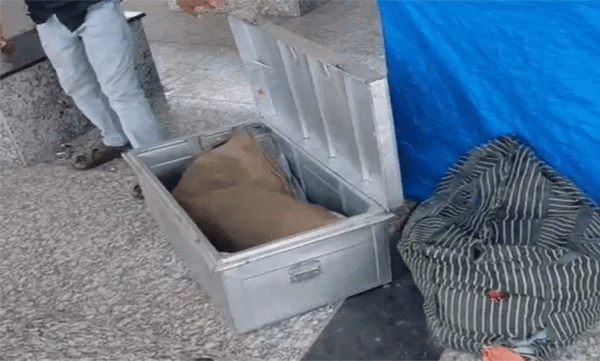 womans-beheaded-body-found-inside-train-coach-in-uttar-pradesh-cleaning-staff-finds