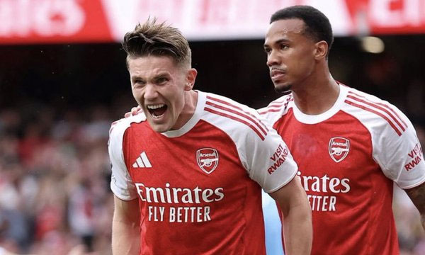 Arsenal crowned Premier League winners 