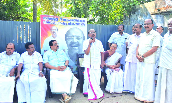 Pinarayi Vijayan is just an MLA like us; no personal enmity, says G. Sudhakaran