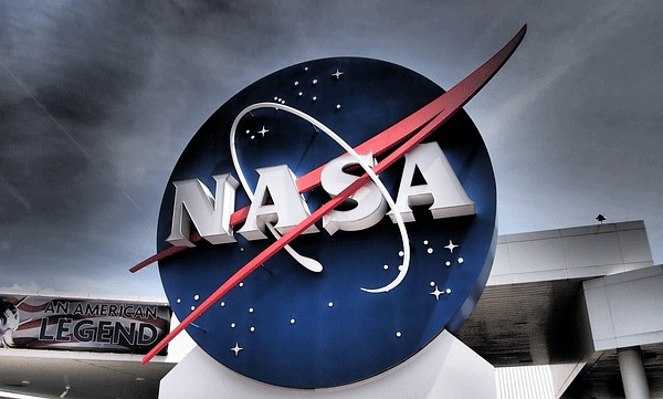 eight-year-old-boy-finds-typo-on-nasa-website-gets-praise-on-social-media