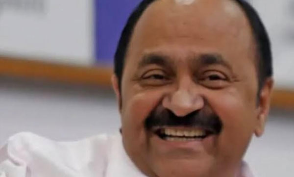 Chief -Minister- takes-charge- of- NRI-Department-Non-resident-Keralite-community- filled -with-confidence