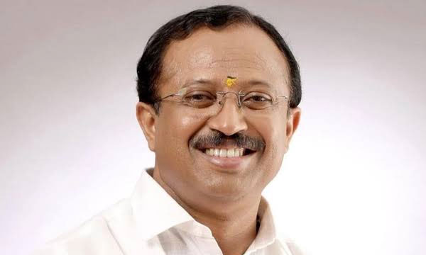 വന്ദേമാതരവിവാദം ആയുധമാക്കാന് ബിജെപി ; സര്ക്കാര് ജമാ അത്തെയ്ക്ക് വഴങ്ങിയെന്ന് വി. മുരളീധരന്
