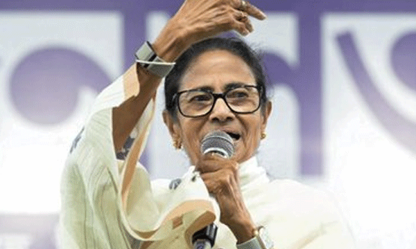 തൃണമൂല്‍ തകര്‍ച്ചയുടെ വക്കില്‍ ; കൂടെ നിന്ന ഭൂരിഭാഗവും എതിരായി ; മമതക്ക് നിലനില്‍പ്പിനായുള്ള പോരാട്ടം