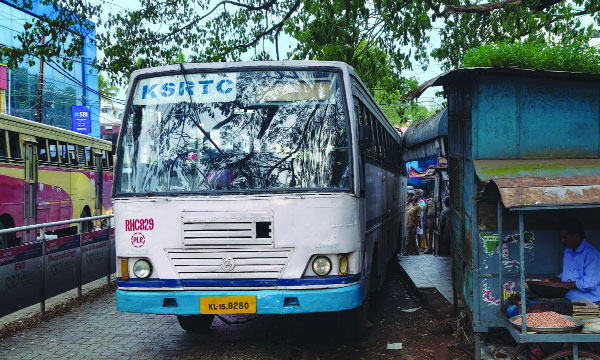 ഓര്ഡിനറി ബസുകള് സിറ്റി ഫാസ്റ്റുകളാക്കി മാറ്റിയിട്ടില്ല: വിശദീകരണവുമായി കെ.എസ്.ആര്.ടി.സി