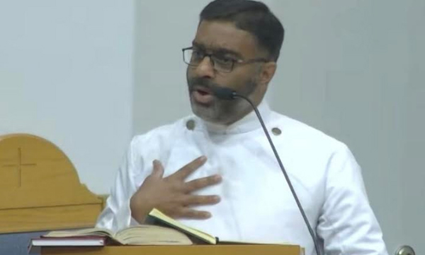തകർച്ചകളിൽ നിന്ന് ദൈവകൃപയാൽ പുനർനിർമ്മിതമാകുന്ന ജീവിതങ്ങളെക്കുറിച്ച് ഓർമ്മിപ്പിച്ച് റവ എബ്രഹാം വി സാംസൺ