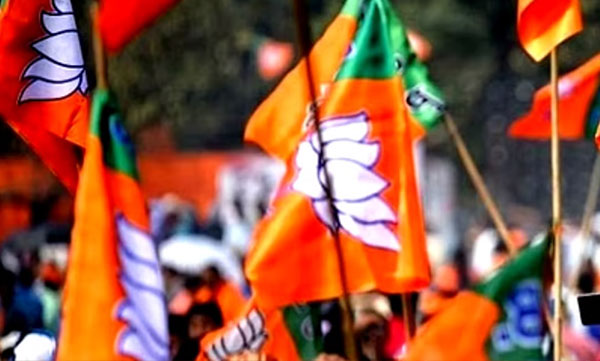 ഭാര്യയെ മര്ദിച്ച കേസ് ; ബിജെപി നേതാവ് ജില്ലാ പ്രസിഡന്റ് സ്ഥാനം രാജിവെച്ചു