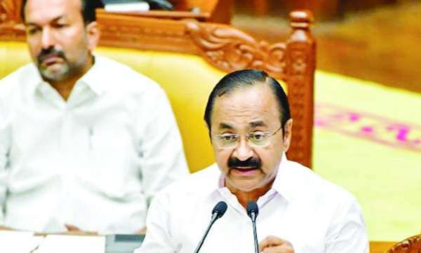 നെഹ്റുവിന്റെ വാക്കുകള് കടമെടുത്ത് ഉപസംഹാരം 'ഭാവി വിളിക്കുന്നു; വെല്ലുവിളികളേറെ'